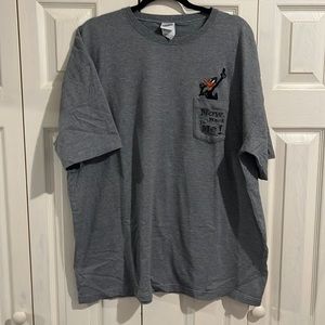 DAFFY DUCK NOW BACK TO ME! WARNER BROS. STUDIO STORE GRAY STRIPED T-SHIRT - XXL